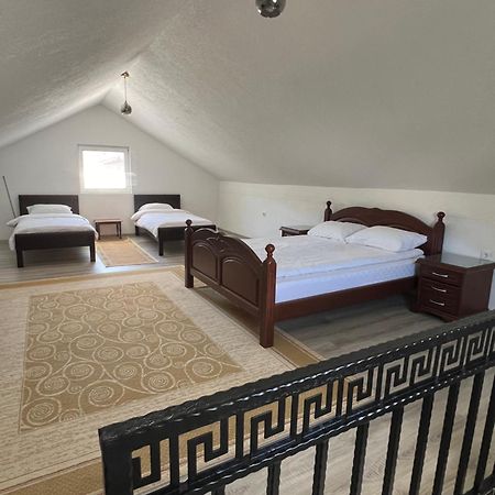 Sara Apartments Плав Экстерьер фото